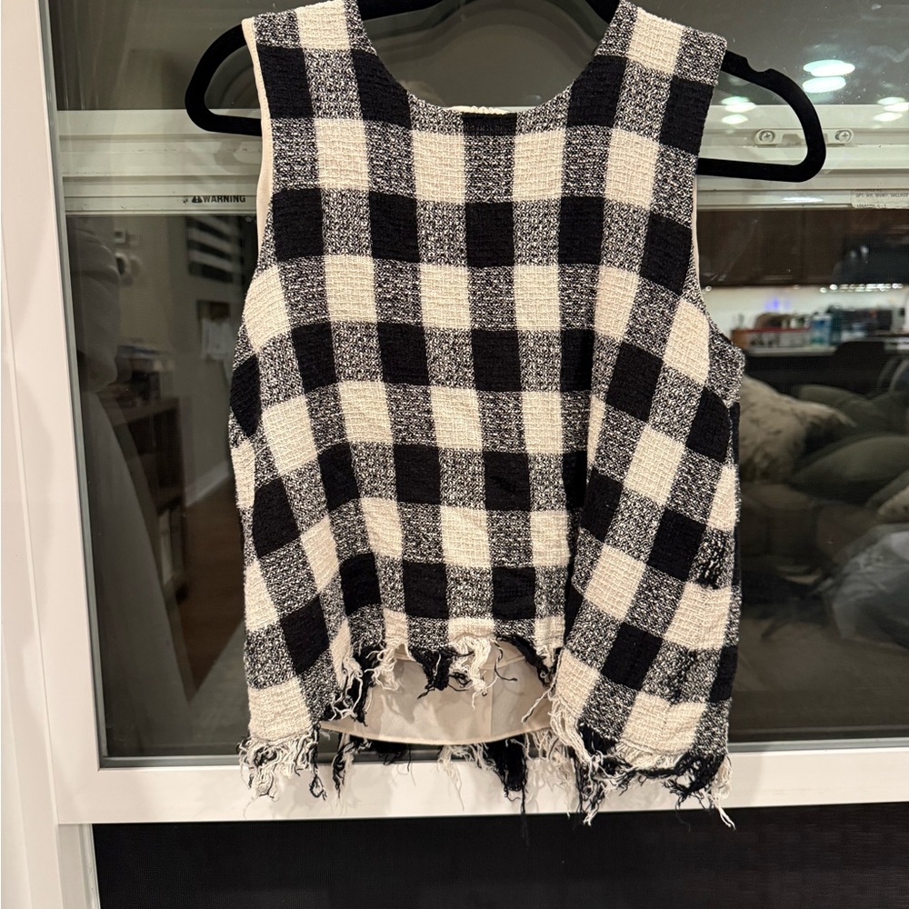 Zara Black and White Checkered Top size M